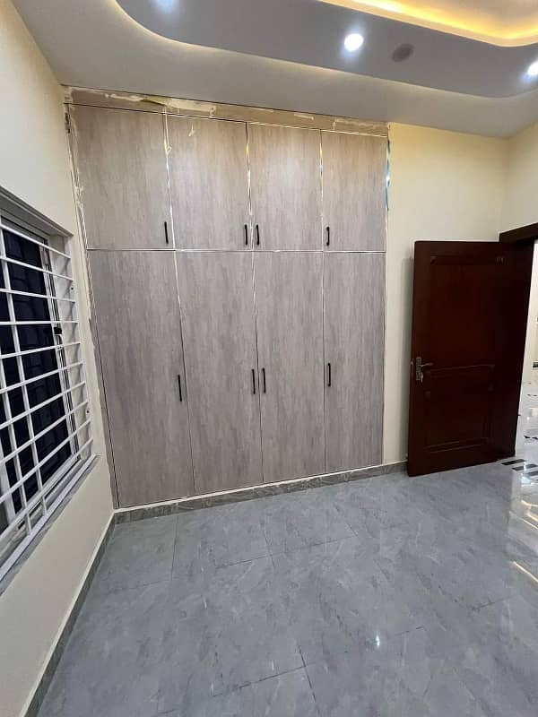 10 Marla Like Brand New House Available For Rent Quaid Block Bahria Town Lahore 10