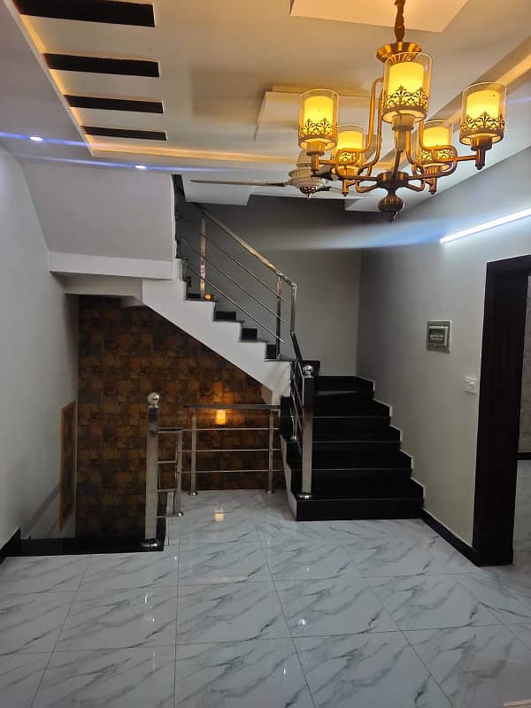 5 Marla Upper Portion Available For Rent In Umar Block Bahria Town Lahore 10