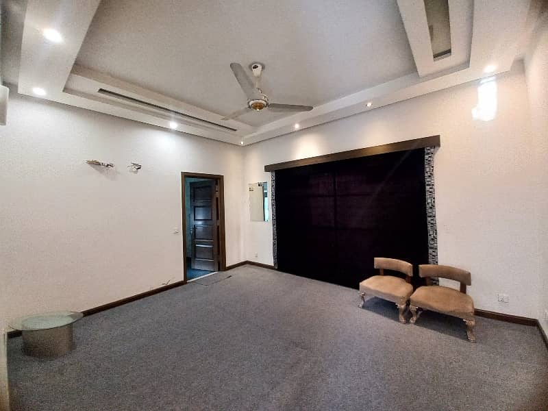 16 Marla Upper Portion Available In Abdalian Society Near By UCP University And Shoukat Khanam 5