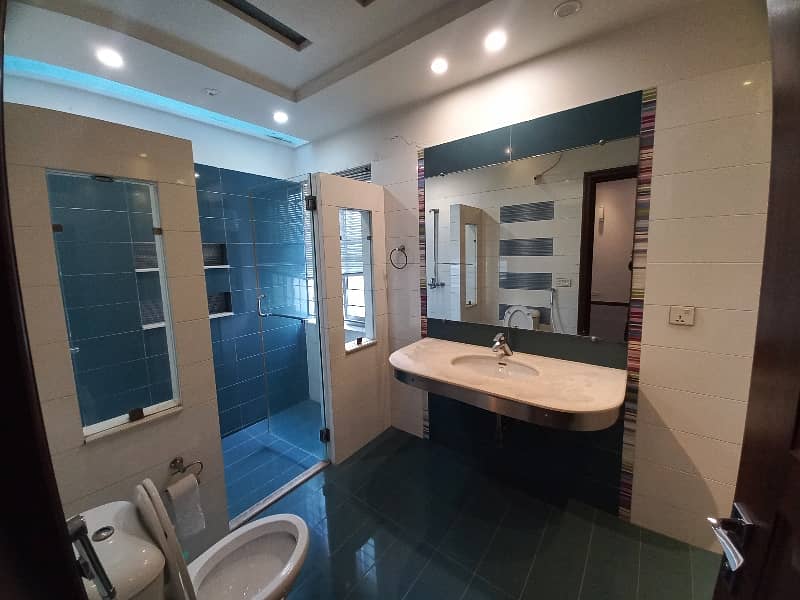 16 Marla Upper Portion Available In Abdalian Society Near By UCP University And Shoukat Khanam 6