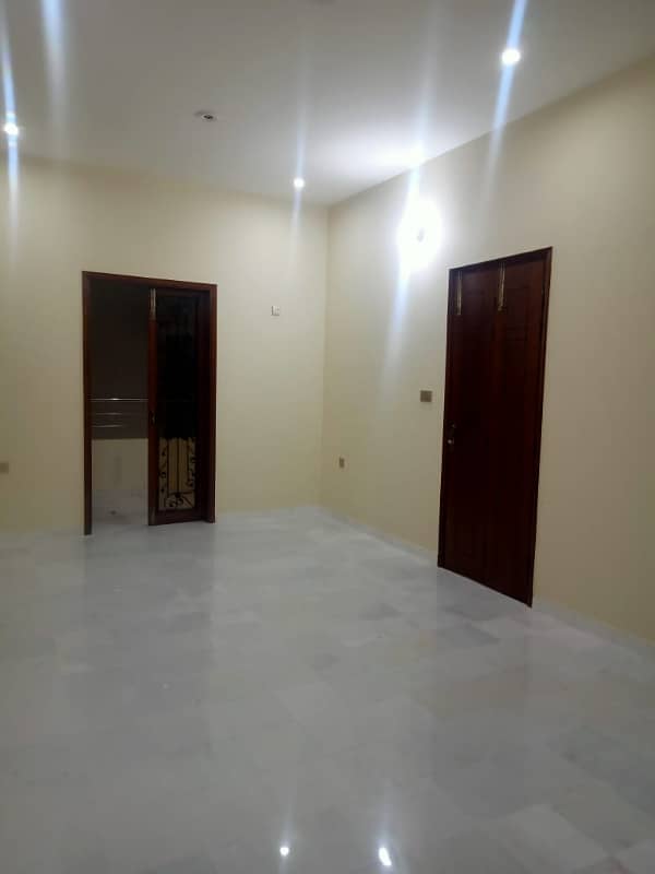 protein for 2 bedroom drawing and lounge rent vip block 3A 5