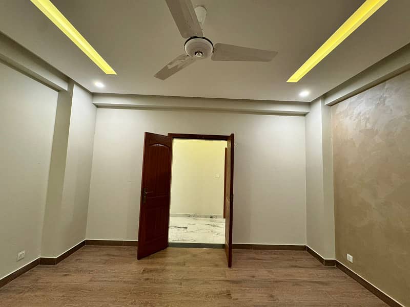 Brand New Super Luxury 10 Marla Apartment Is Available For Rent In Askari 11 Sector D At Super Hot Location 27