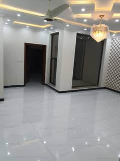 10 Marla Upper Portion Available For Rent In Ghulbahar Block Bahria Town Lahore 0