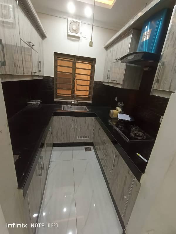 10 Marla Upper Portion Available For Rent In Ghulbahar Block Bahria Town Lahore 21