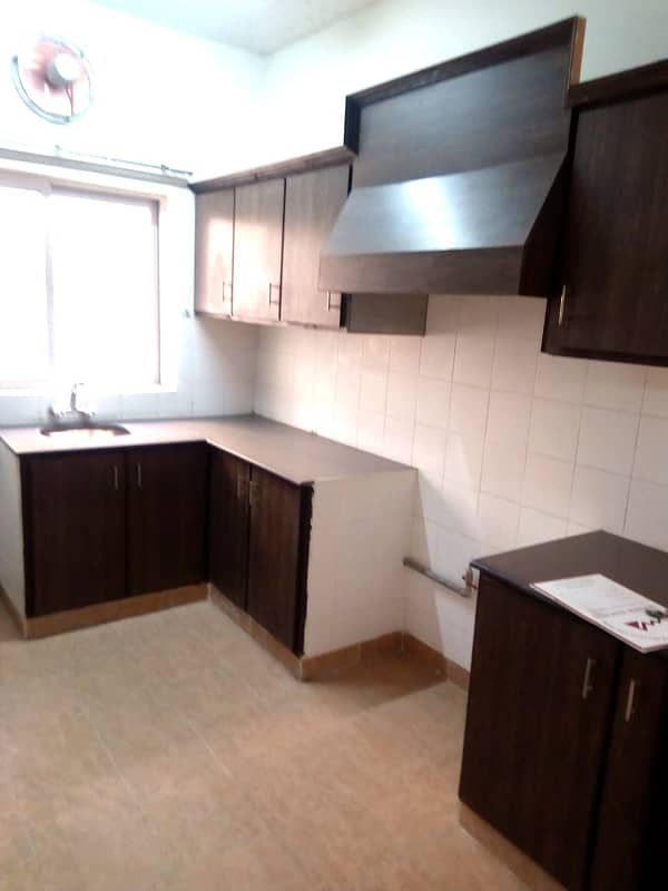 5 Marla Flat Is Available For Rent In Askari 11 Sector C At Super Hot Location 3