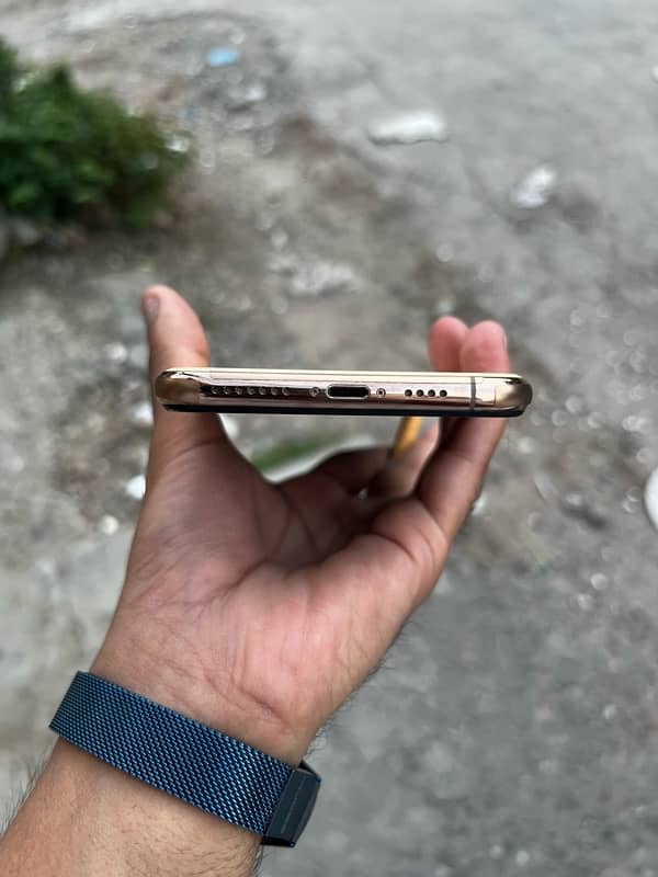 iPhone 11 pro max Jv 64Gb 2