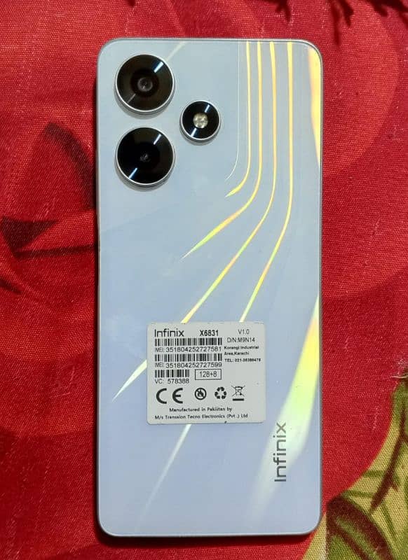 Infinix hot 30 (8/128) 1