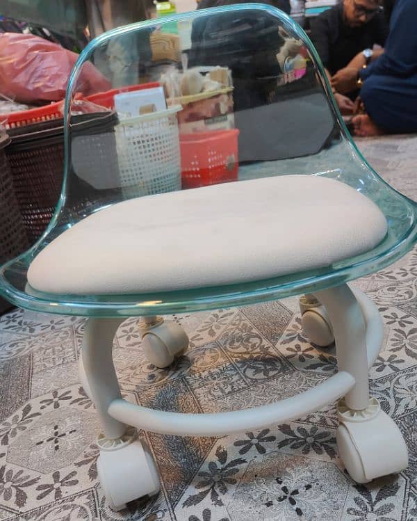 Acrylic Transparent 360 MovinG Chair* 0