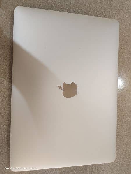 MacBook Air 2018  256 gb ssd 3