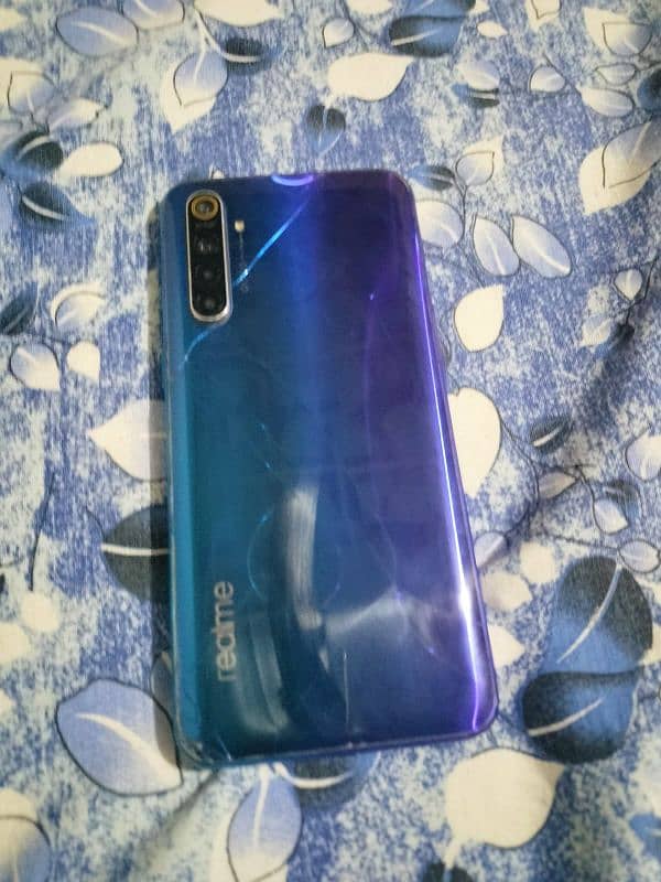 Realme xt 8 128 3