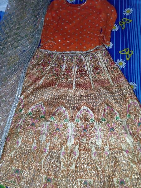 mehndi lehnga 1