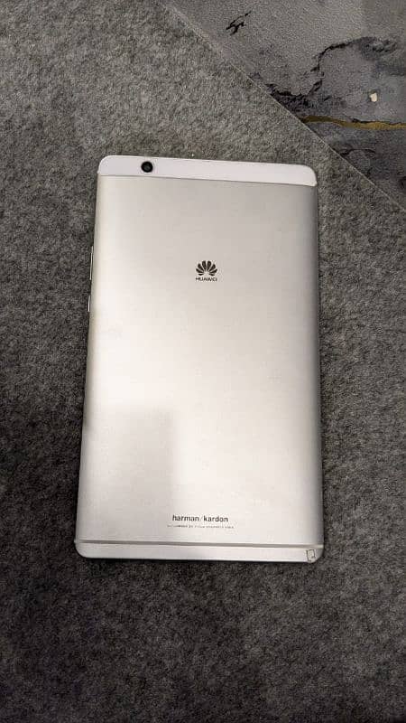 Huawei MediaPad M3 Lite 0