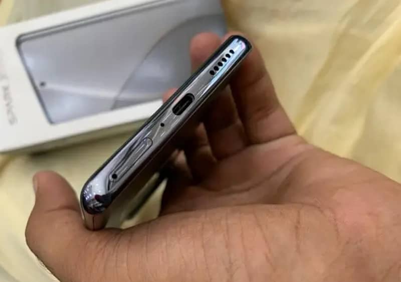 Tecno spark 20 pro plus 8/ 256 gb 1