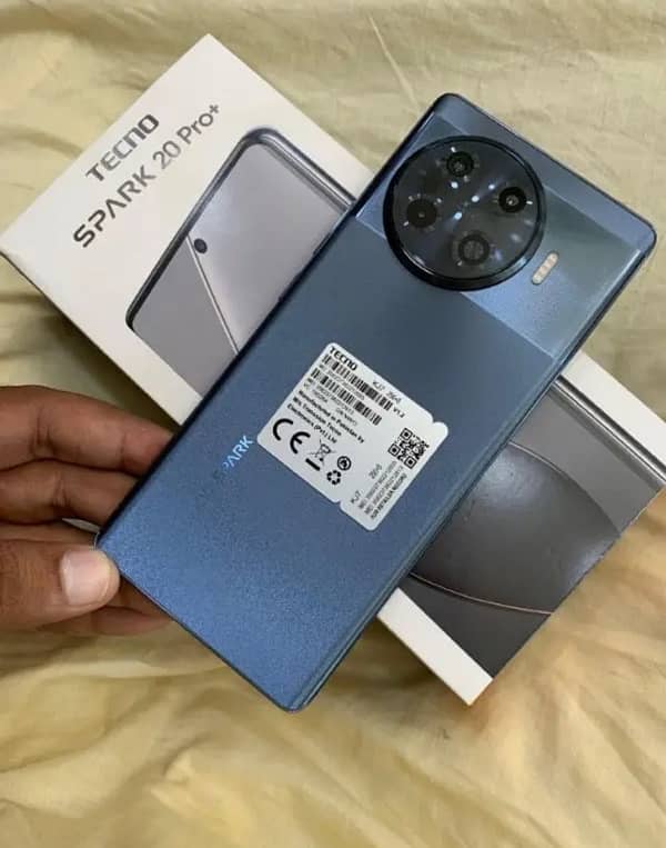 Tecno spark 20 pro plus 8/ 256 gb 2