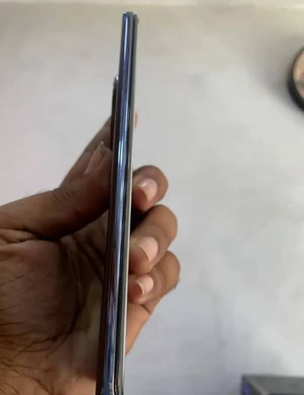 Tecno spark 20 pro plus 8/ 256 gb 4