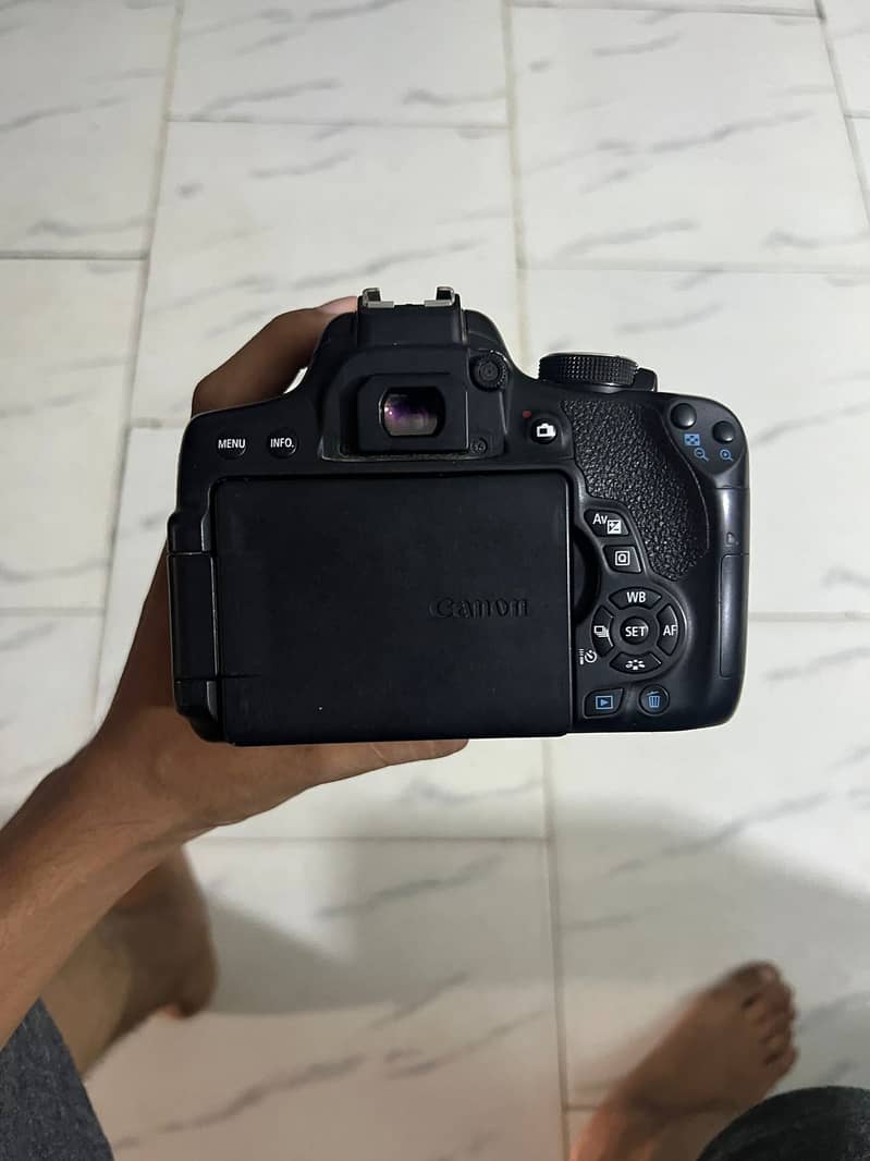 Canon 750d 2