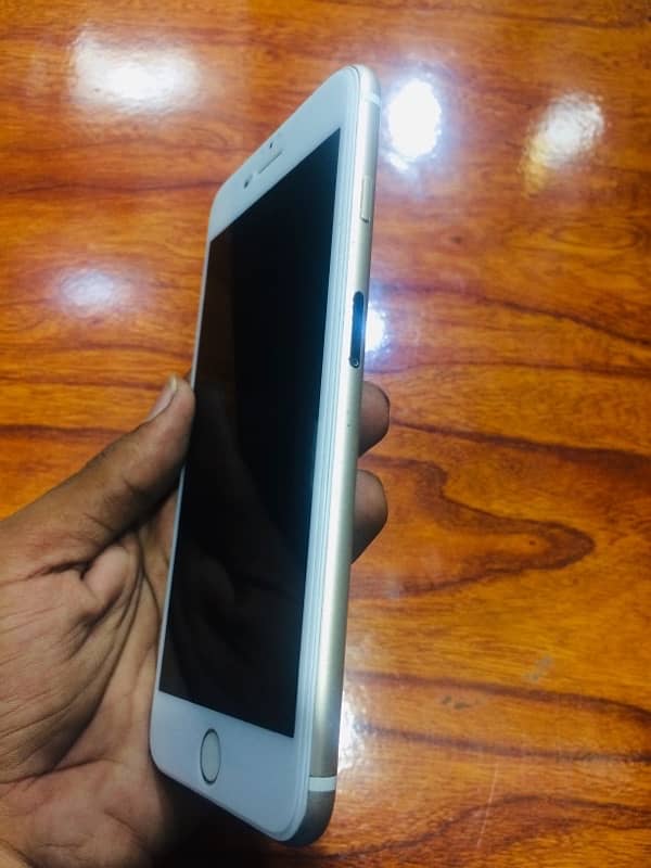 iPhone 7plus 128GB pta approvd cal 03067080087 call 2