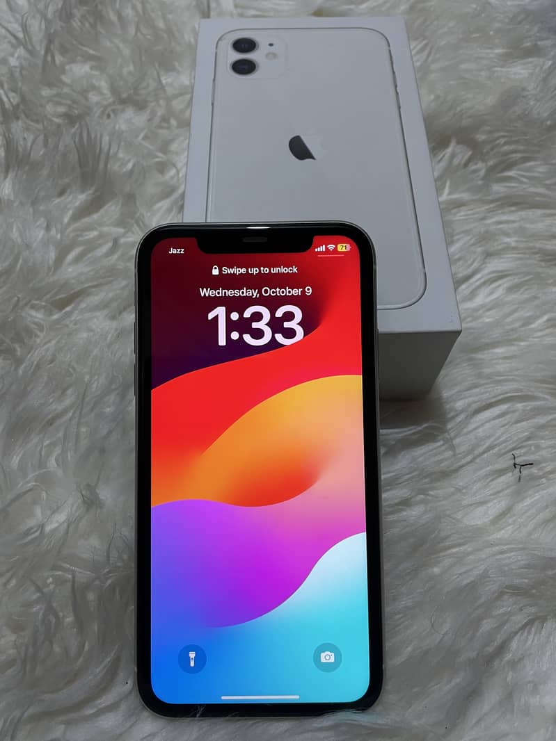 Iphone 11 128GB Factory Unlock with Original Box 1