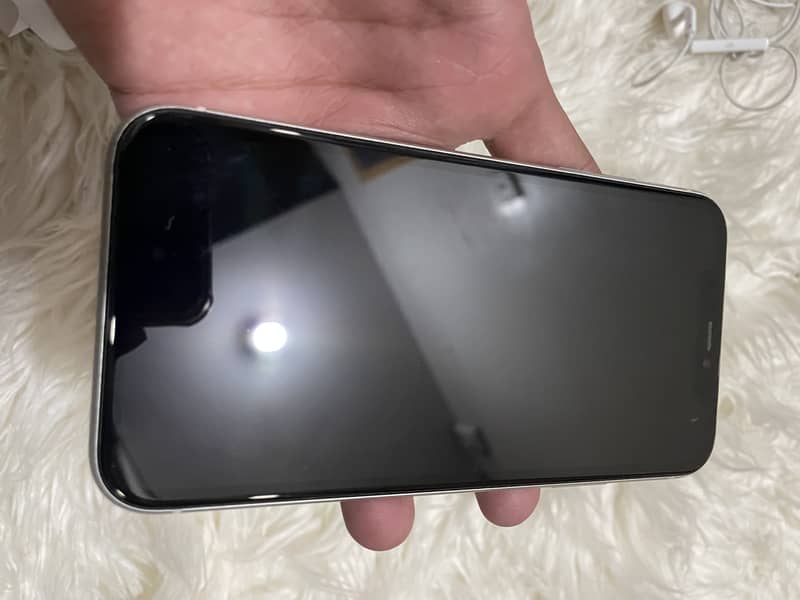 Iphone 11 128GB Factory Unlock with Original Box 5