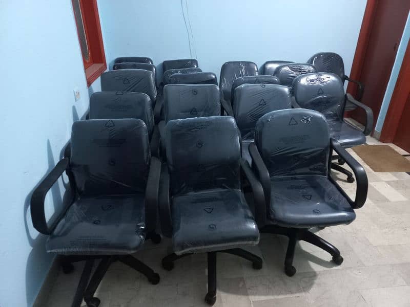 Slightly Use Office Chairs Available 4