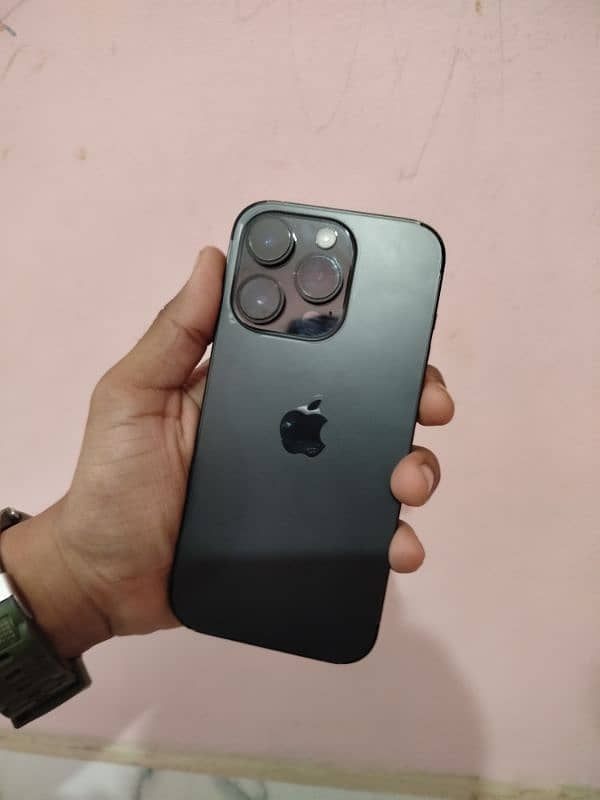 iphone 14 pro 1