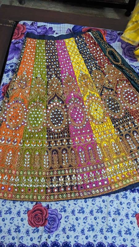 mehndi lehenga 0