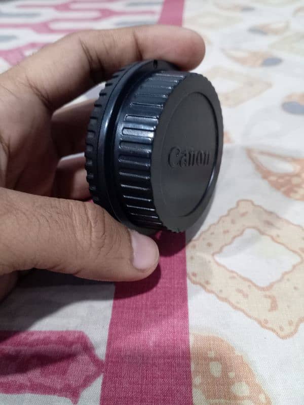 A. O. A I want to sale my camera canon 700d with box 6