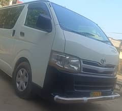 Toyota Hiace 2012