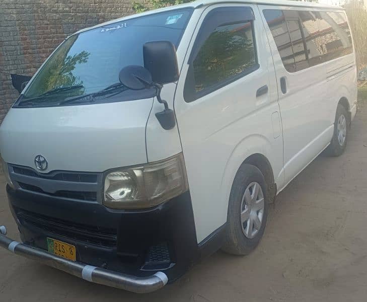 Toyota Hiace 2012 2