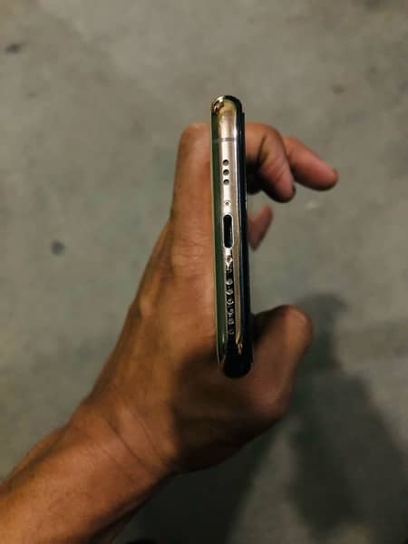 iphone xs non pta 4