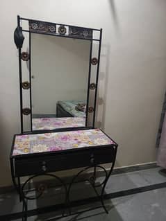 Iron Dressing table