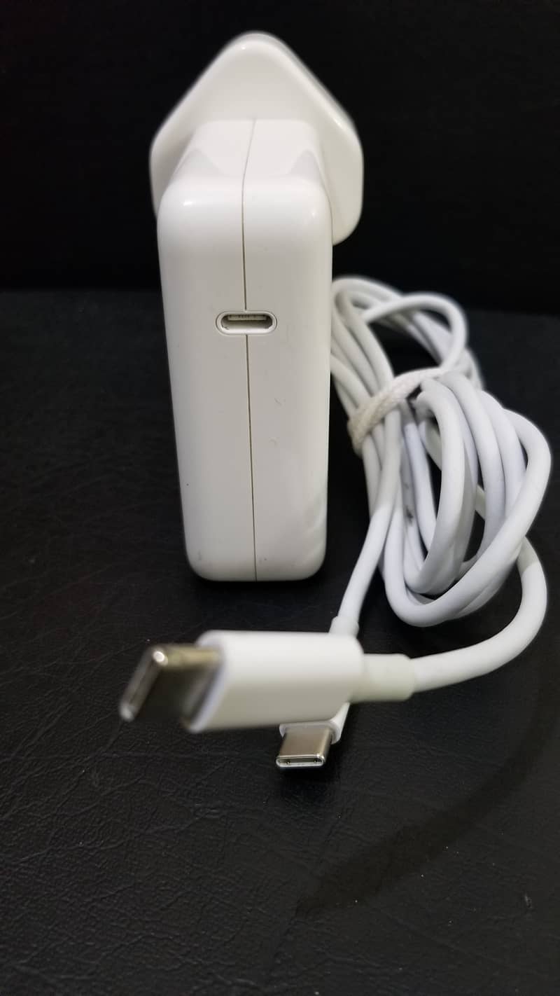 Apple Macbook Adapter Original 96W USB type C Charger 1