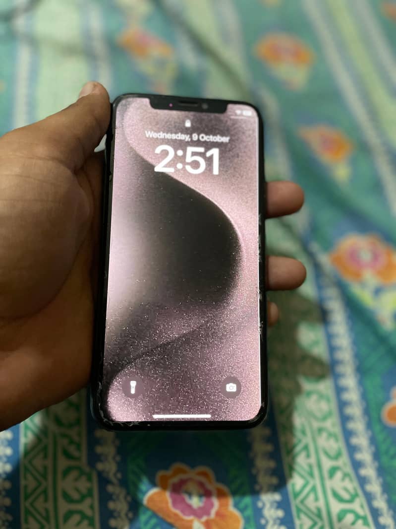 iPhone 11pro (256gb) factory unlock 1