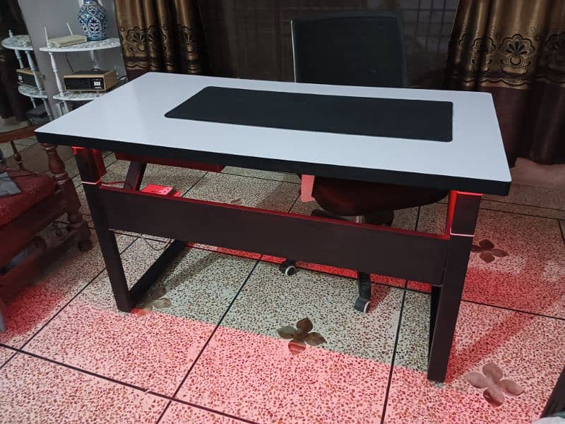 Computer/Gaming Table + Chair (RGB Light Effects) Condition 10/10 4