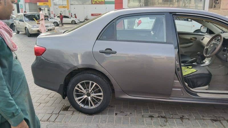 Toyota Corolla GLI 2010 1