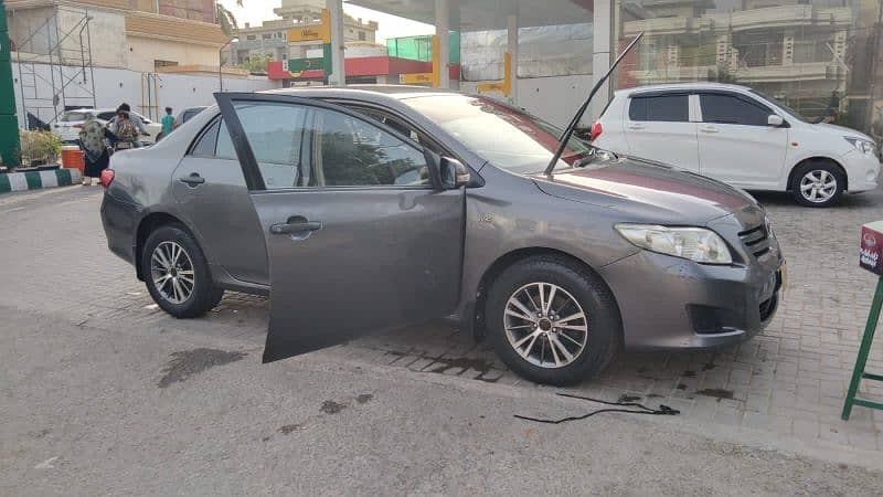 Toyota Corolla GLI 2010 6