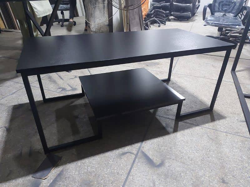 Centre table for offices and homes in elegant design 2