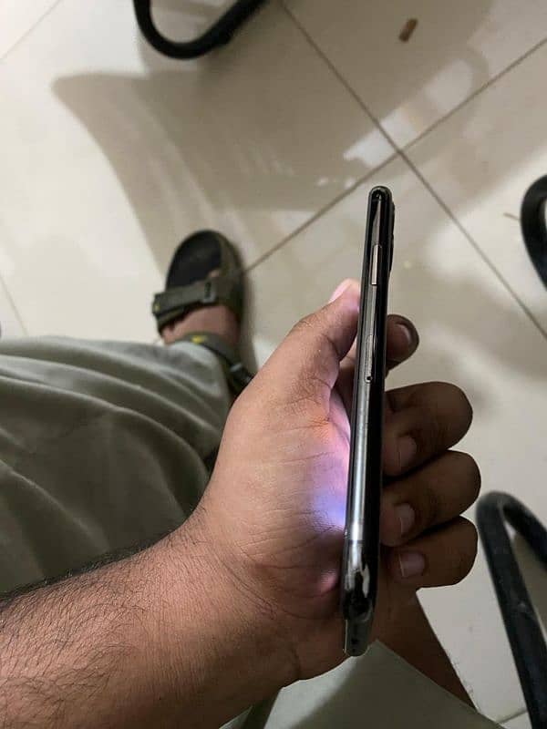 iphone 11 pro 7