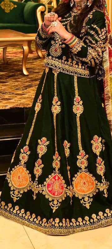 mehndi lehnga 2