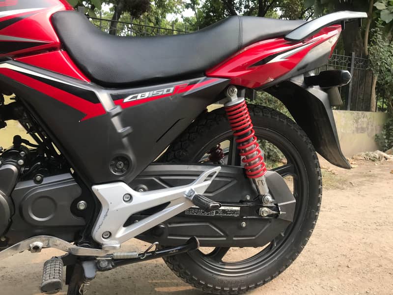 Honda CB 150F 2021 8