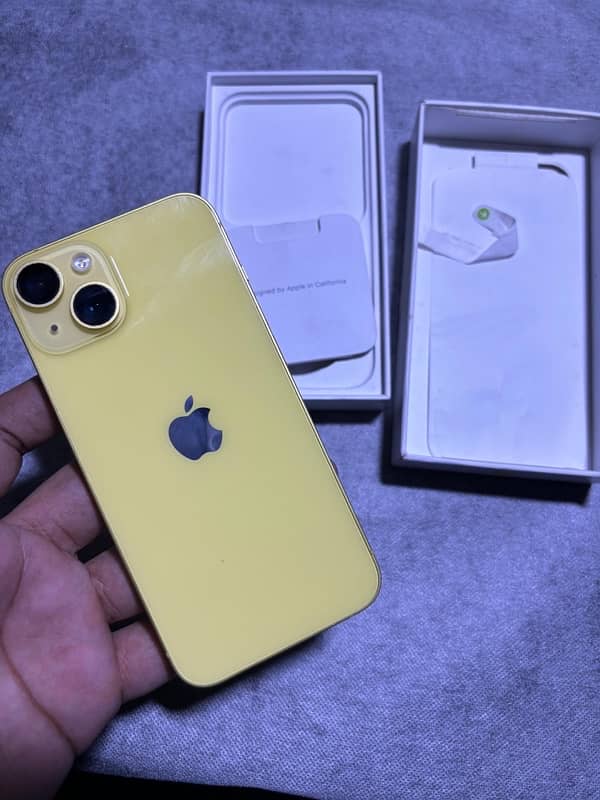 iphone 14 brand new with box 3