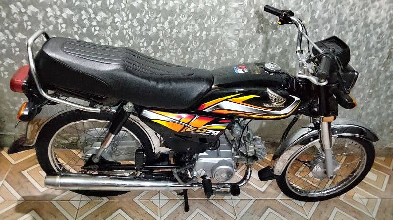 Honda cd 70 22 model urgent sale 12