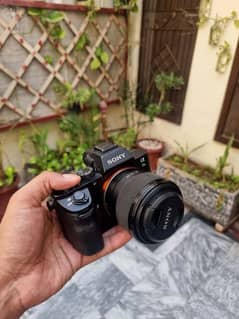 Sony a7 ii with 50mm 1.8 + accessories 0