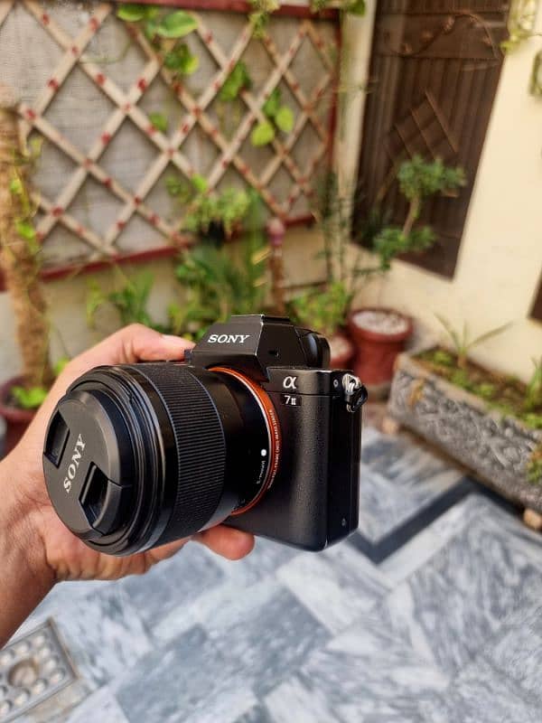 Sony a7 ii with 50mm 1.8 + accessories 1