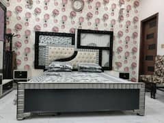 Full Havey new lite style bed color white and black 0