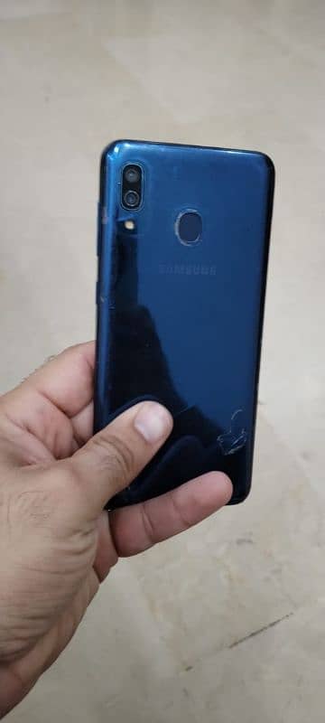 Samsung A20 Non Pta  Blue Colour Only Mobile 4