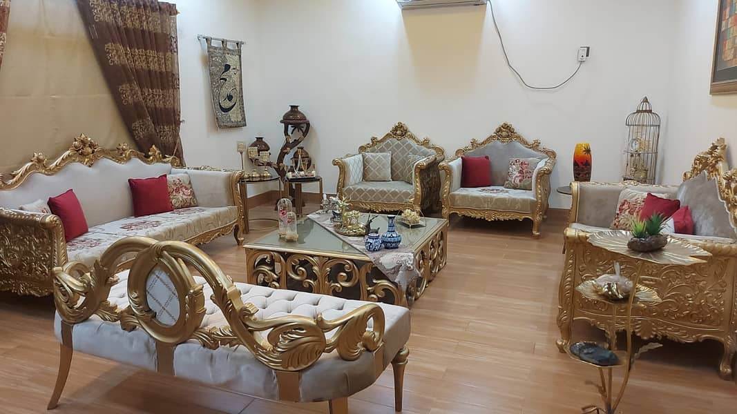 Elegant Chiniot Made 9 Seater Sofa with 3 Tables for Sale 2