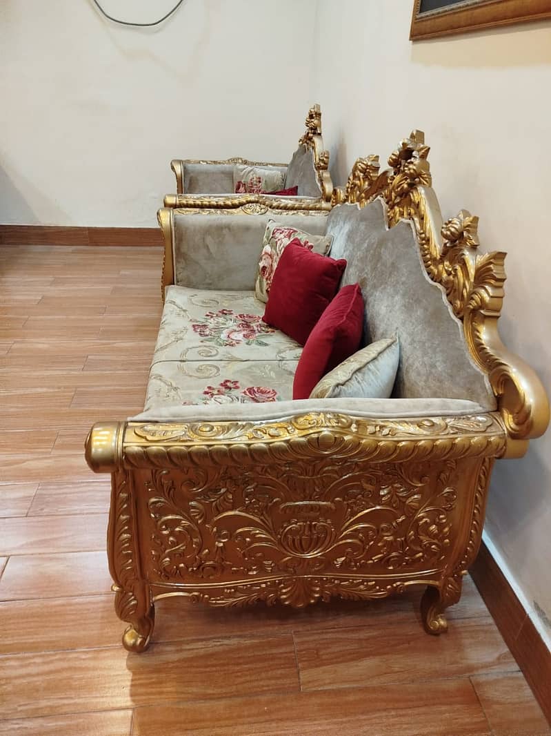 Elegant Chiniot Made 9 Seater Sofa with 3 Tables for Sale 3