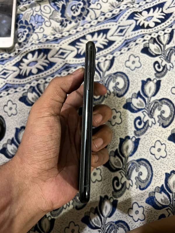 Iphone 11 pro pta 4