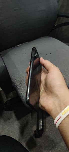 iphone xs urgent 2